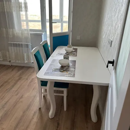 Новый Вокзал Нурлы Жол Apartment Astana Exterior photo